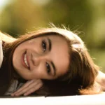 महिलाओं के लिए घरेलू ब्यूटी नुस्खे—एलोवेरा, शहद, दूध, बेसन और प्राकृतिक तेलों से चेहरे का नैचुरल निखार बनाए रखने के उपाय