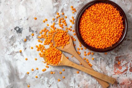 Masoor dal benefits for skin and hair with red lentils and a homemade face pack Copy